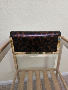 Tory Burch Tortoise-Pattern Eyeglass case with Gold Hardware
